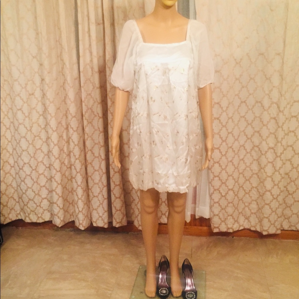 Airy dress